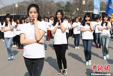 习近平同巴西总统卢拉举行会谈